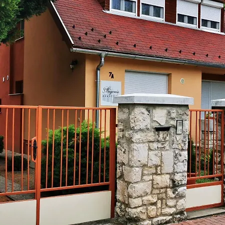 Strigonia Apartmán *